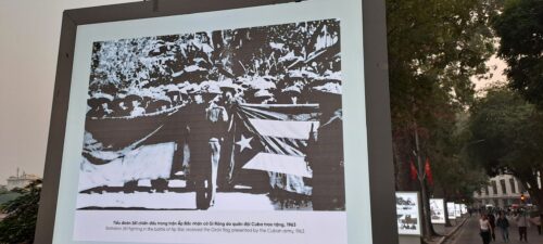 Exposición por 80 años de fundación del Ejército Popular de Vietnam