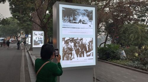 Exposición por 80 años de fundación del Ejército Popular de Vietnam