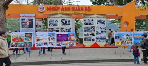 Exposición por 80 años de fundación del Ejército Popular de Vietnam