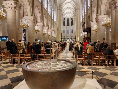 Catedral de Notre Dame de París reabre sus puertas