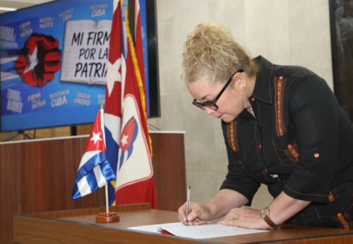Mi Firma por la Patria