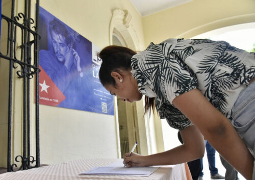 Mi Firma por la Patria